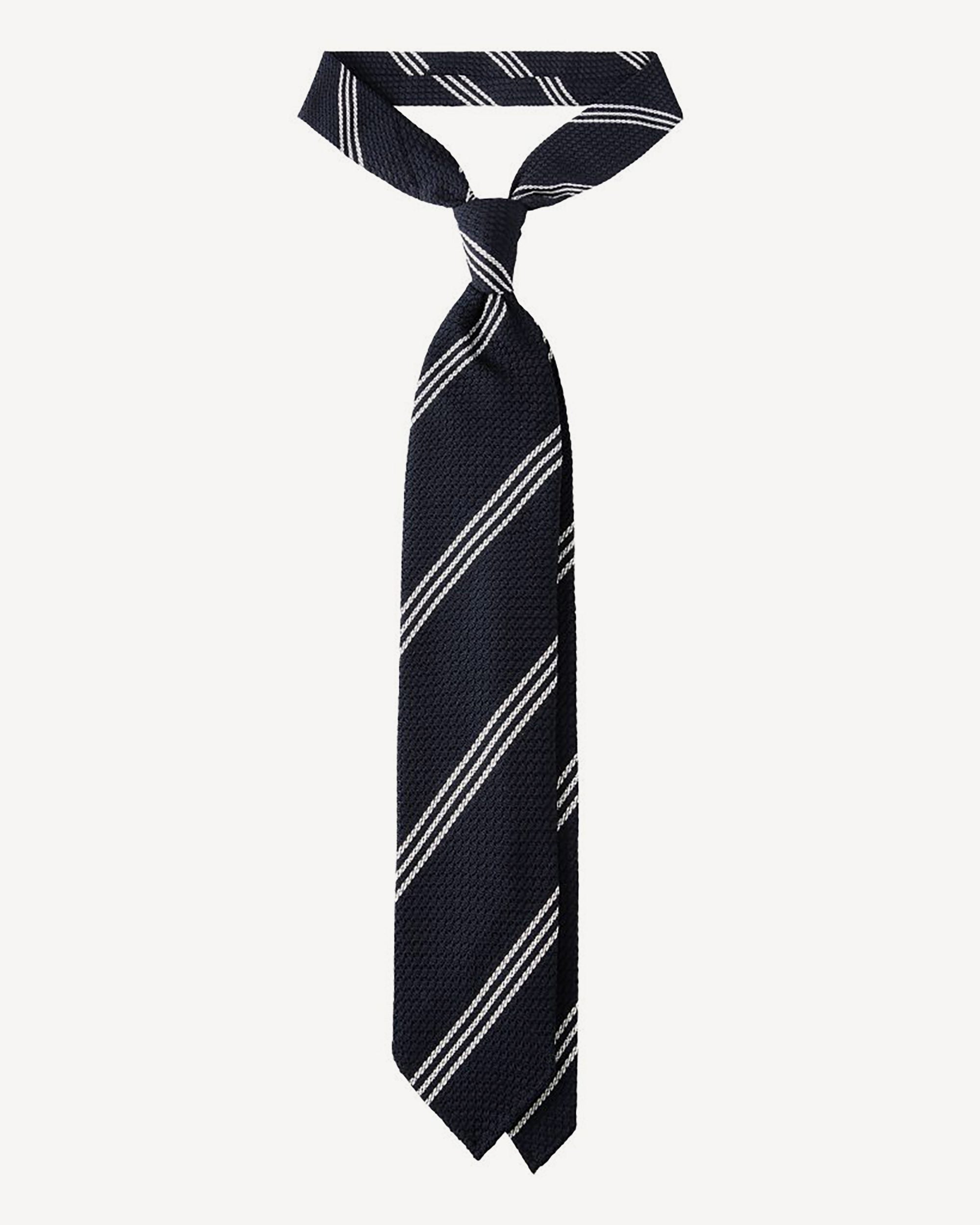 Tie in navy