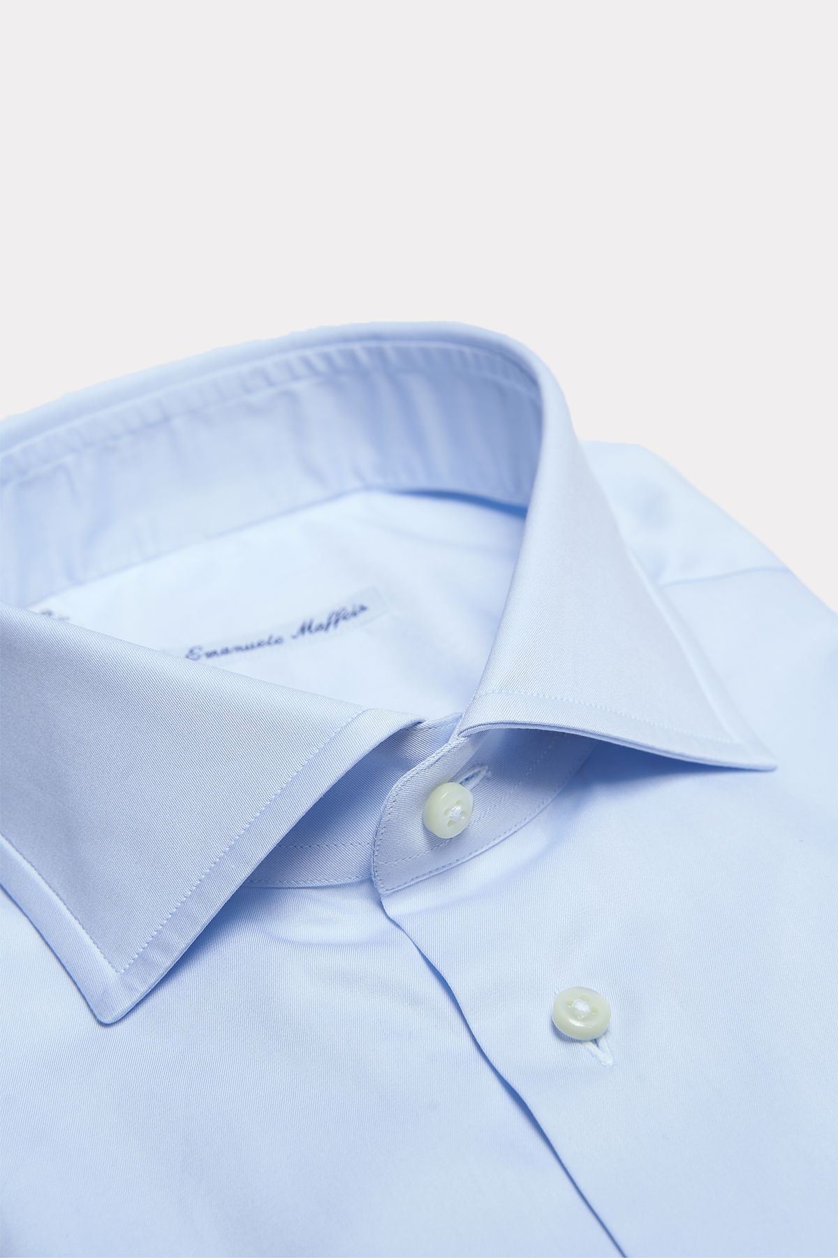 Linen shirt in light blue