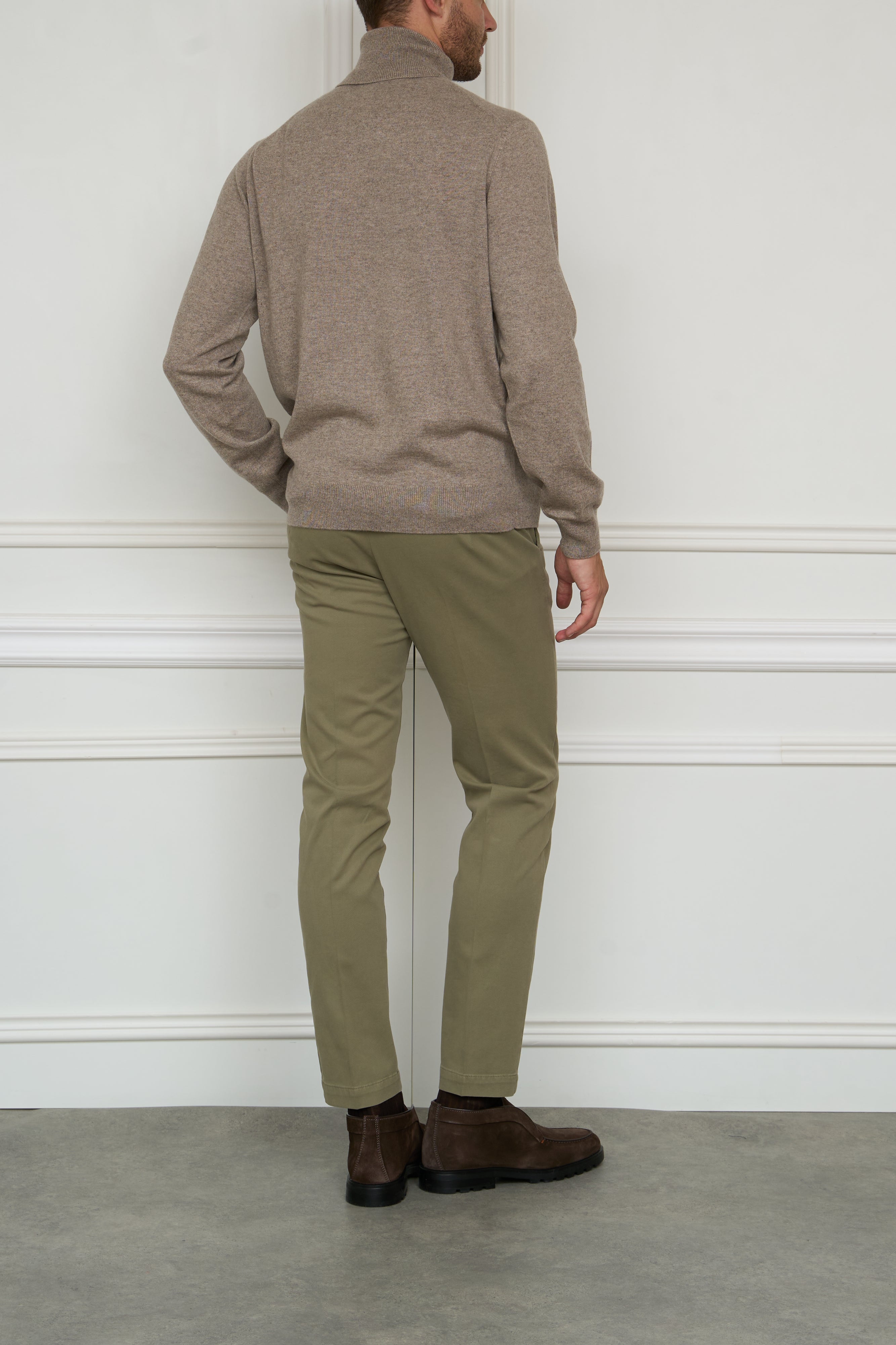 Cashmere-Rollkragenpullover in beige