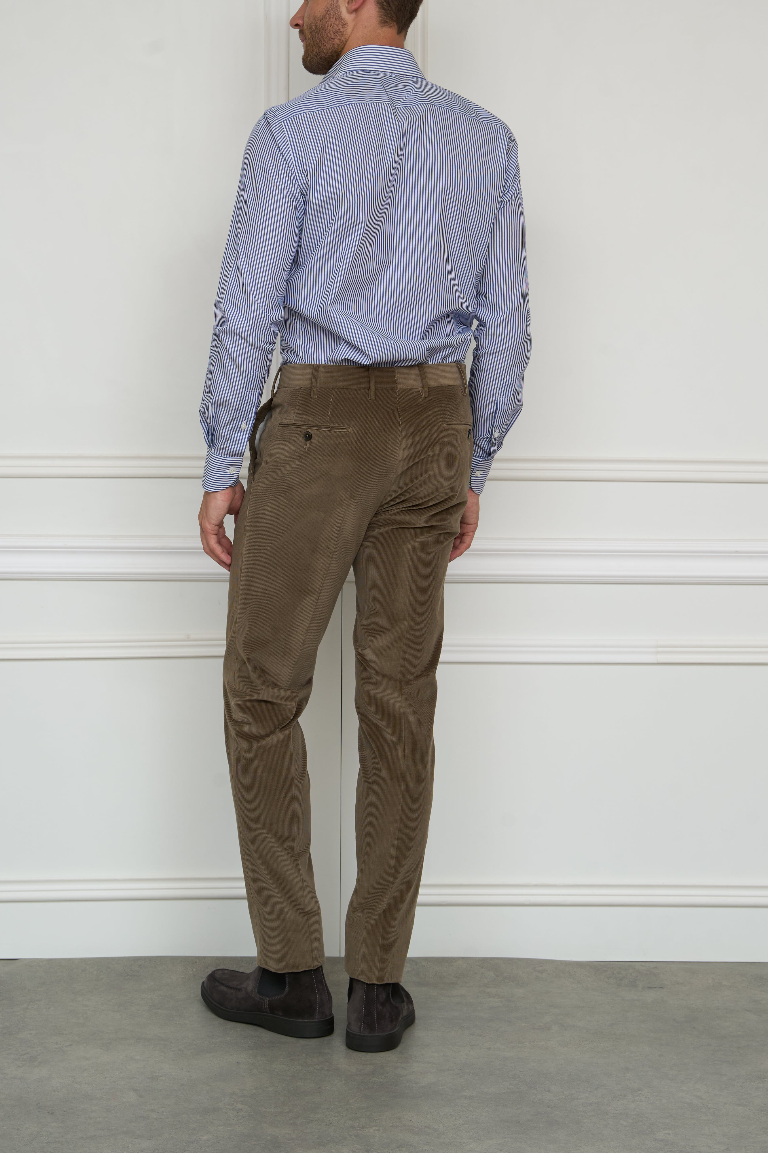 Cordhose in taupe