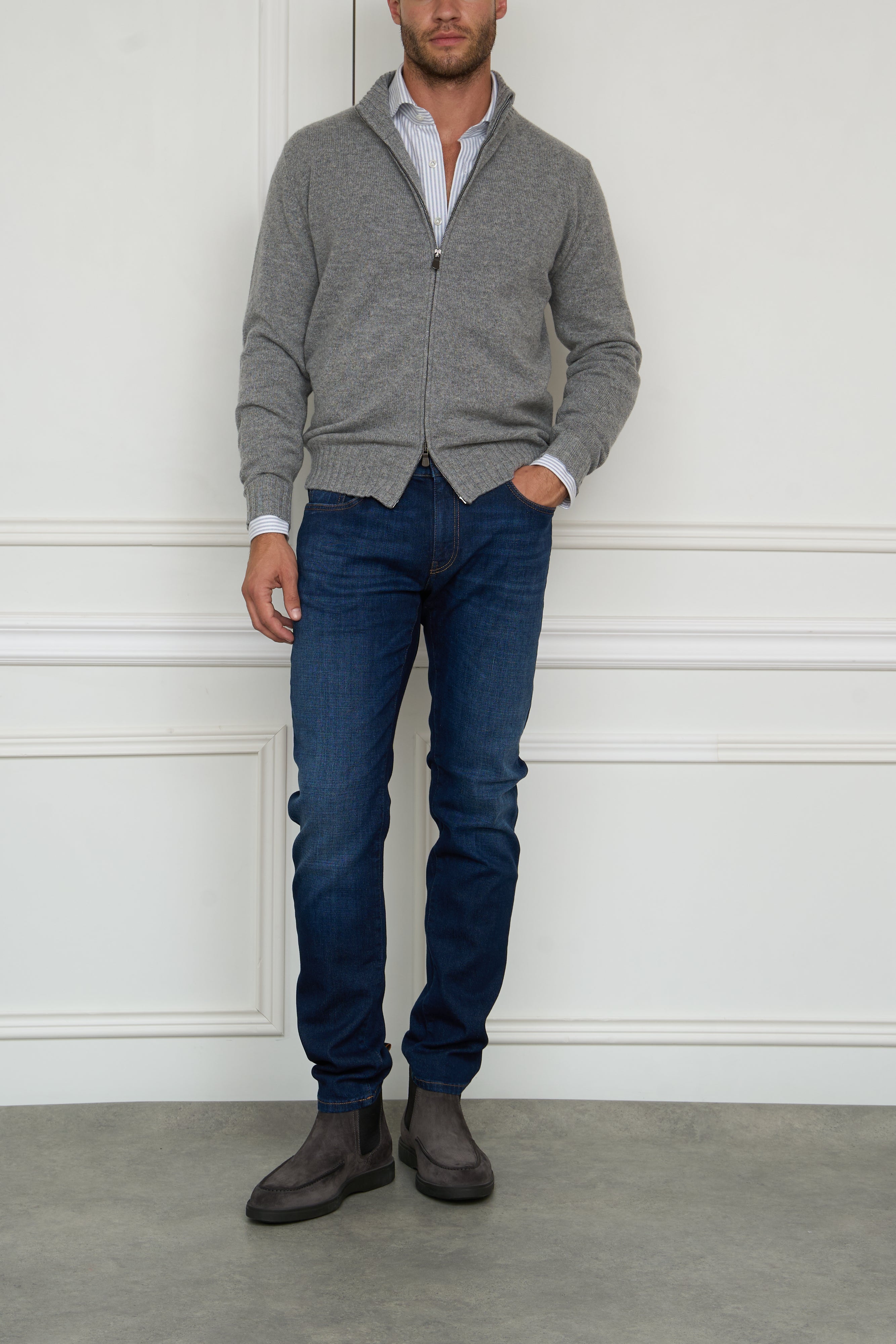 Tapered Jeans in blau