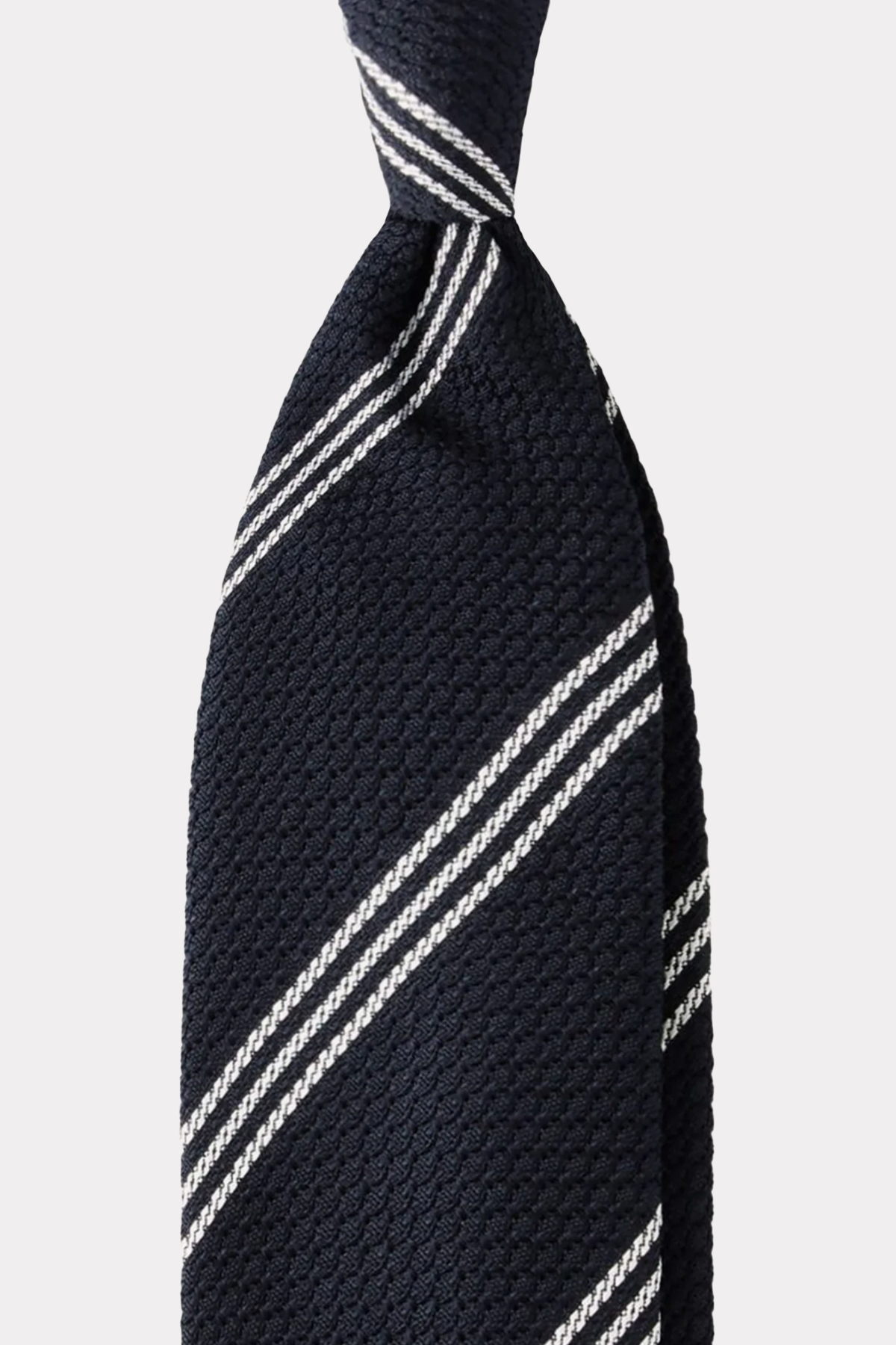 Tie in navy