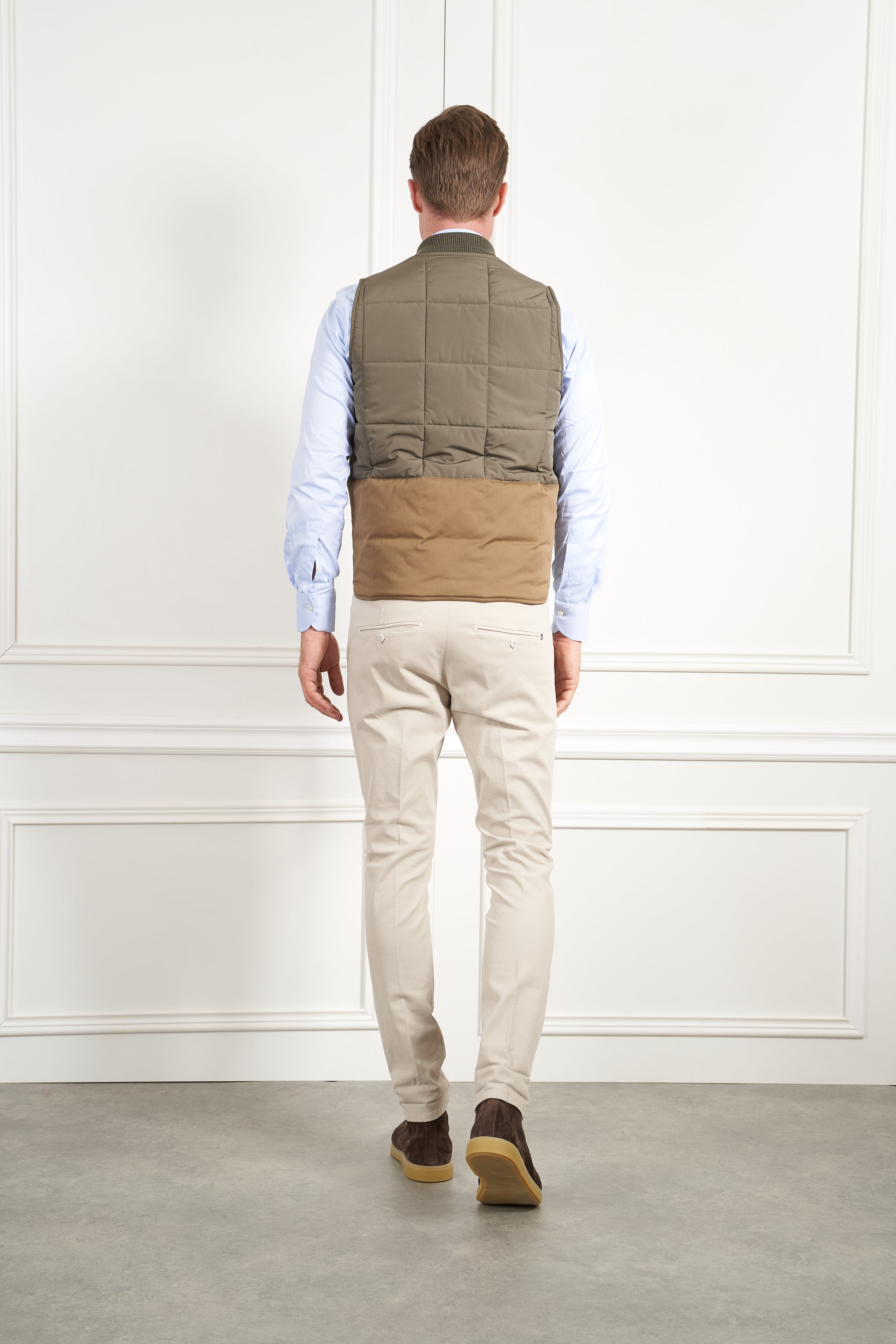 Vest in olive